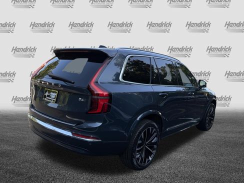 Certified 2026 Volvo XC90 B6 Plus AWD/4WD image 10