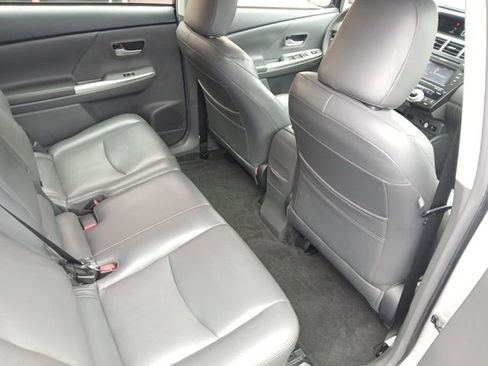 Used 2012 Toyota Prius V Three image 12