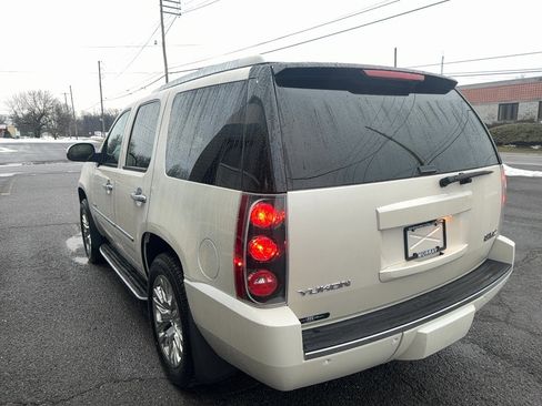 Used 2013 GMC Yukon Denali image 7