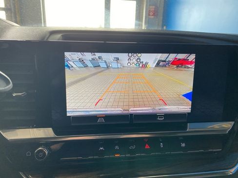 Certified 2024 GMC Sierra 1500 Elevation image 3