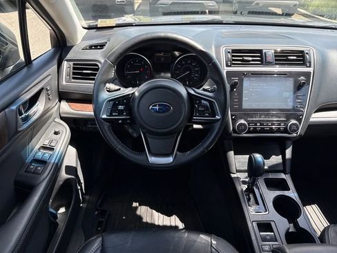 Used 2019 Subaru Outback 2.5i Limited AWD/4WD image 30
