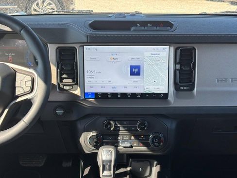 New 2026 Ford Bronco Outer Banks image 15