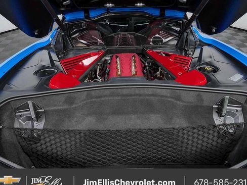Used 2025 Chevrolet Corvette Stingray Preferred Cpe w/ 2LT RWD image 25