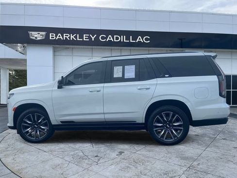 Used 2023 Cadillac Escalade Sport w/ Touring Package RWD image 6