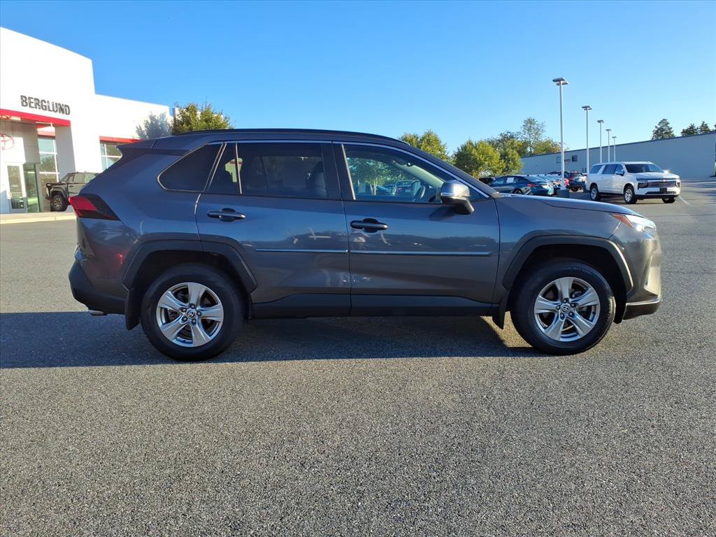 Used 2023 Toyota RAV4 XLE w/ Convenience Package AWD/4WD image 3