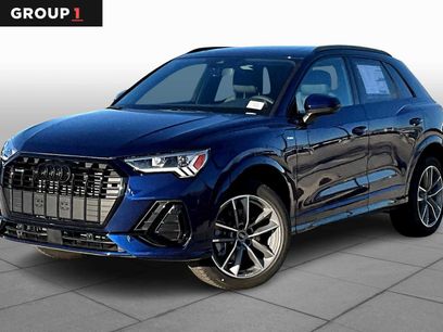 New 2025 Audi Q3 2.0T Premium w/ Convenience Package