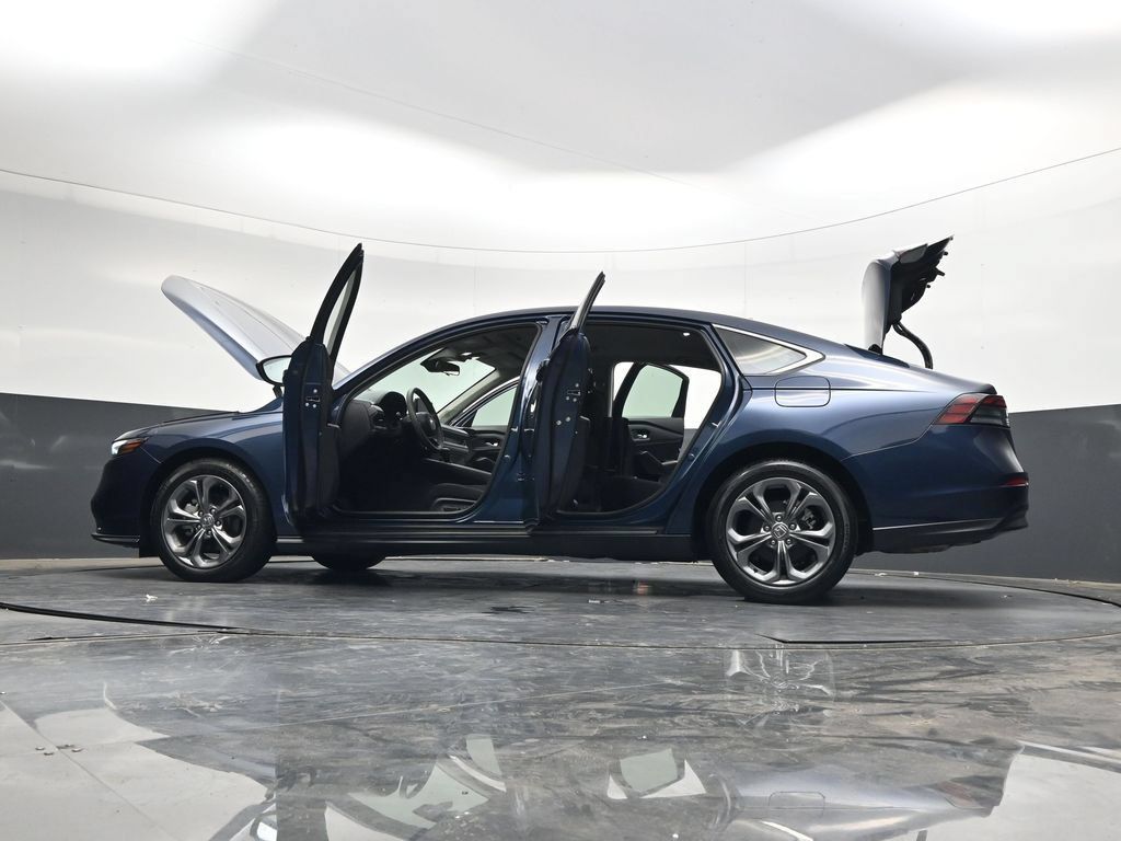 Certified 2024 Honda Accord EX image 40