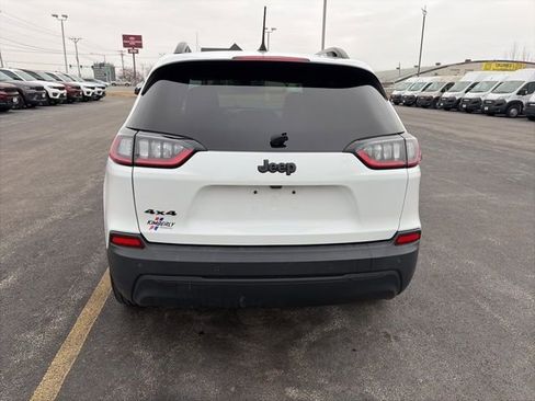 Used 2020 Jeep Cherokee Latitude Plus image 4