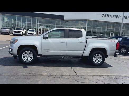 Used 2018 Chevrolet Colorado LT w/ LT Convenience Package AWD/4WD image 5