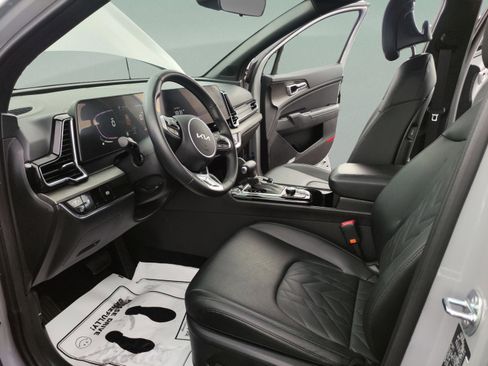 Used 2024 Kia Sportage X-Line w/ X-Line Premium Package image 17