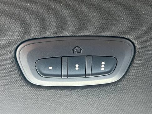 Used 2019 RAM 1500 Limited AWD/4WD image 32