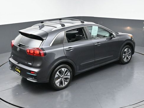 Used 2020 Kia Niro EX image 43