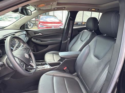 Used 2023 Buick Encore GX Essence w/ Experience Buick Package image 15