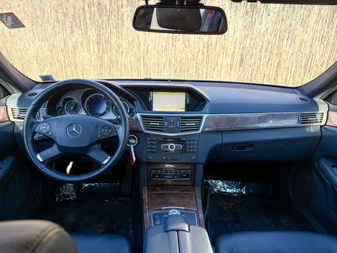 Used 2012 Mercedes-Benz E 350 4MATIC Sedan image 21