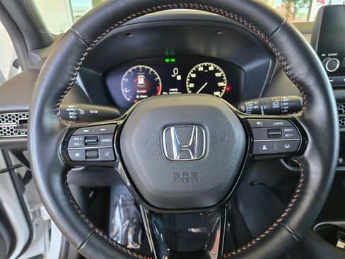 Certified 2025 Honda HR-V Sport image 25