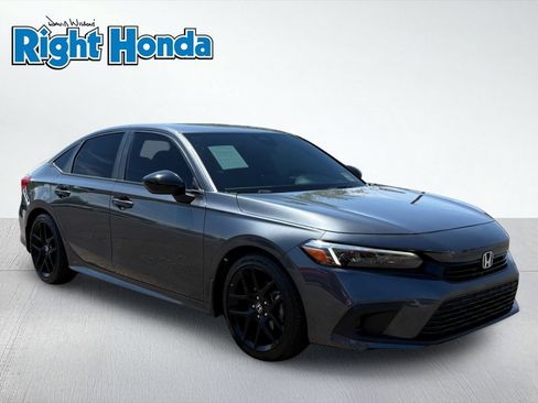 Used 2024 Honda Civic Sport image 10