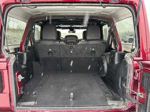 Used 2021 Jeep Wrangler Unlimited Rubicon image 14