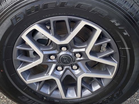 Certified 2026 Jeep Wrangler Unlimited Sahara AWD/4WD image 26