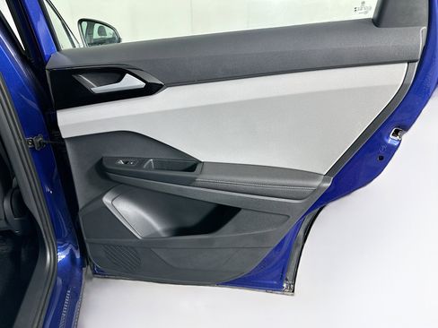 Used 2024 Volkswagen Taos S image 28