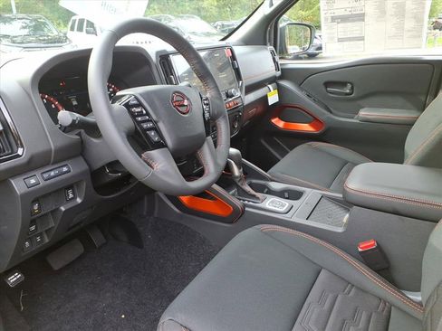 New 2026 Nissan Frontier PRO-4X w/ Pro-4x Convenience Package image 10