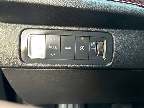 Certified 2024 Chevrolet Traverse RS w/ LPO, Floor Liner Package image 18