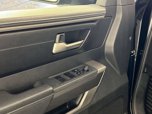 Used 2022 Toyota Tundra SR5 AWD/4WD image 16