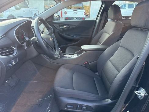 Used 2025 Chevrolet Malibu RS image 22