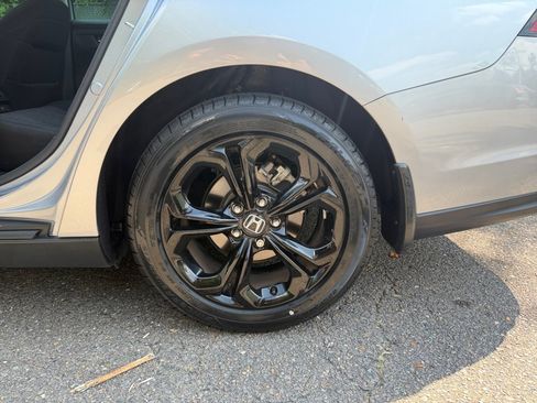 Certified 2025 Honda Accord SE image 22
