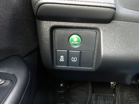 Used 2019 Honda HR-V Sport image 22