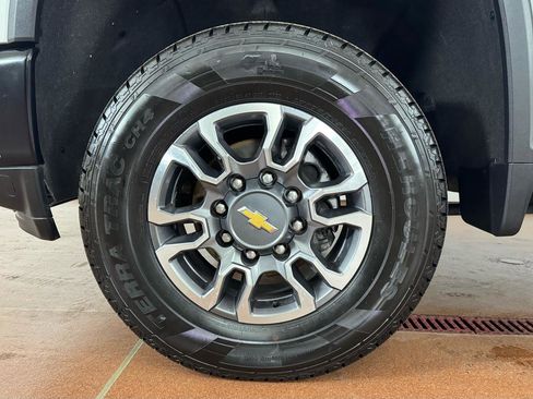 Used 2022 Chevrolet Silverado 3500 W/T w/ WT Convenience Package image 9