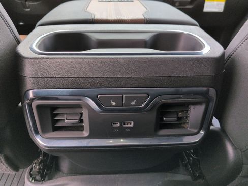 Certified 2024 Chevrolet Silverado 3500 High Country w/ Technology Package image 21