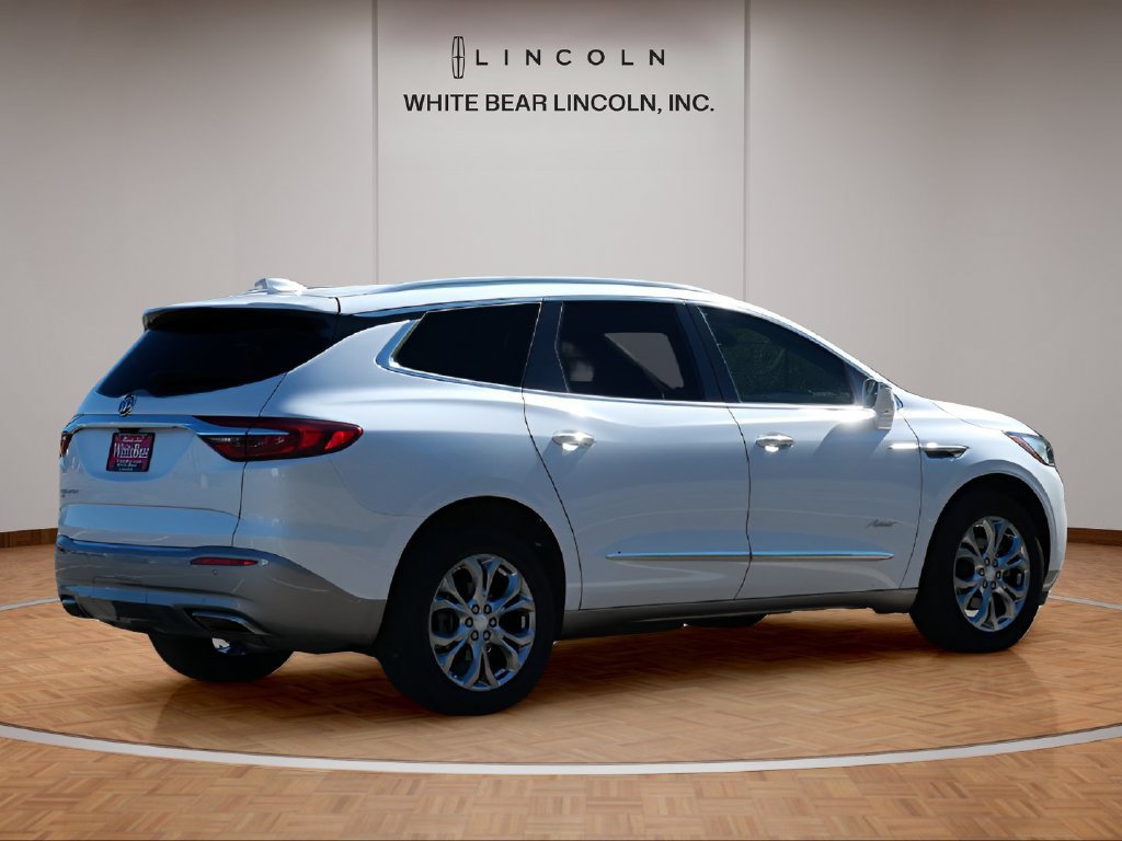 Used 2019 Buick Enclave Avenir w/ Avenir Technology Package AWD/4WD image 5