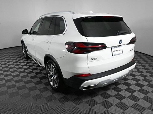 Used 2025 BMW X5 xDrive50e AWD/4WD image 25