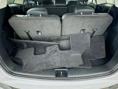 Used 2025 Kia Sorento S FWD image 31