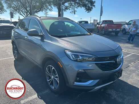 Used 2021 Buick Encore GX Essence FWD image 3