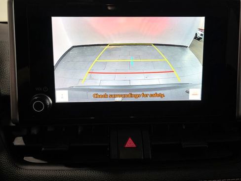 Used 2023 Toyota RAV4 LE AWD/4WD image 19