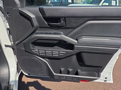 Certified 2025 Toyota Tacoma SR image 17