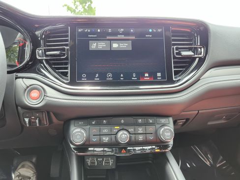 Used 2024 Dodge Durango SRT AWD/4WD image 38