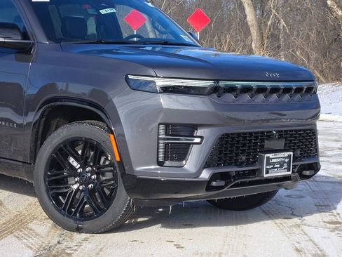 New 2026 Jeep Grand Wagoneer Limited image 2