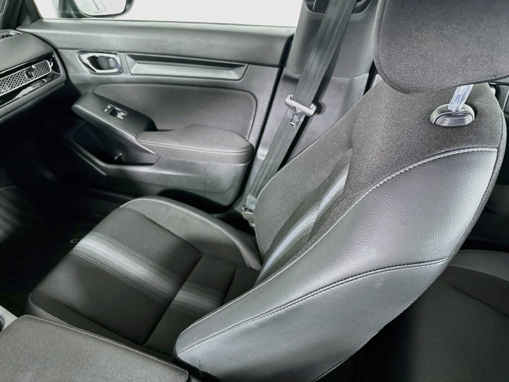 Used 2025 Honda Civic Sport image 22