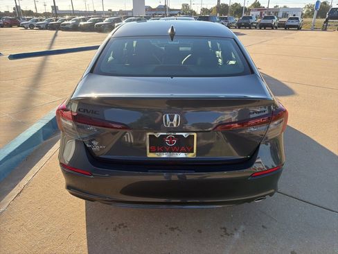 New 2026 Honda Civic Sport image 12