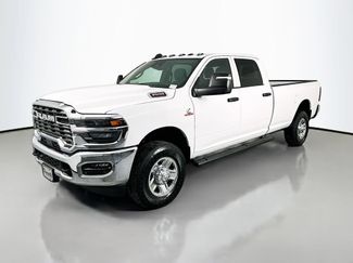 New 2026 RAM 3500 Tradesman AWD/4WD video 3
