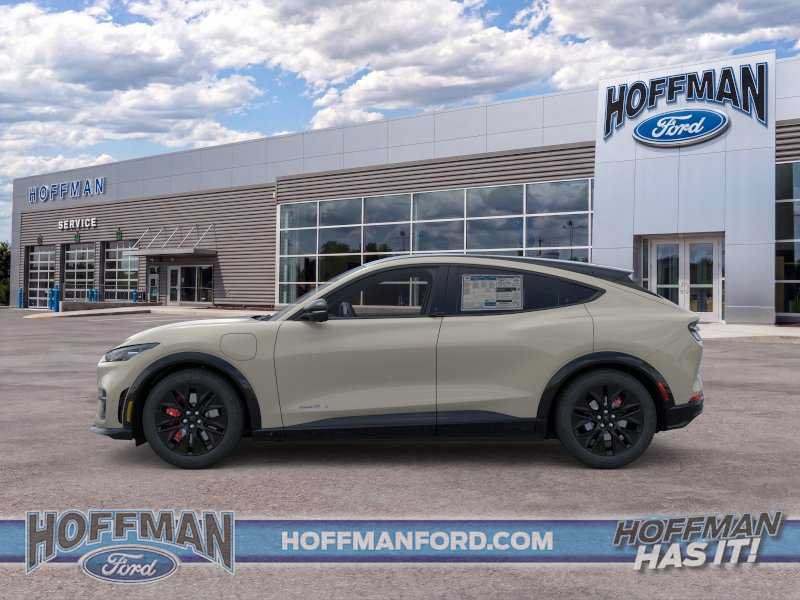 New 2025 Ford Mustang Mach-E Premium w/ Sport Appearance Package AWD/4WD image 4