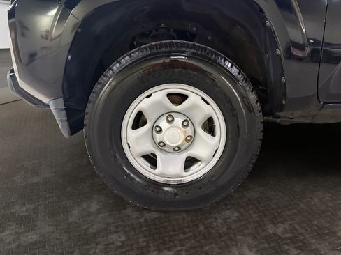 Used 2016 Toyota Tacoma SR RWD image 21