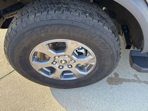 Used 2024 Ford Bronco Big Bend image 9