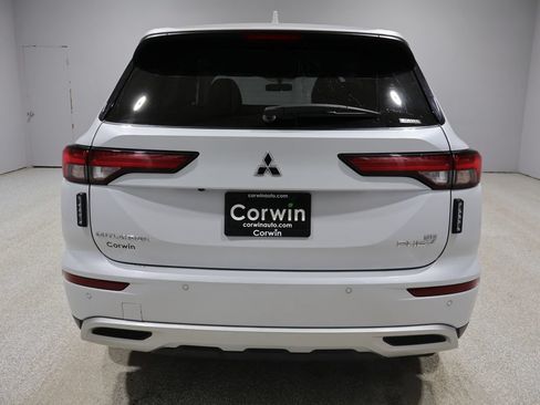 Used 2024 Mitsubishi Outlander SEL AWD/4WD image 7
