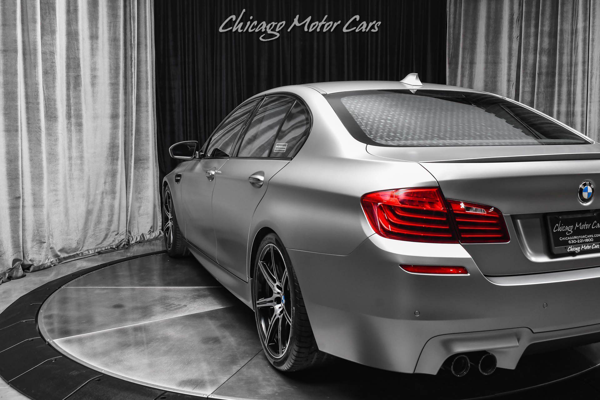 Used 2015 BMW M5 RWD image 43