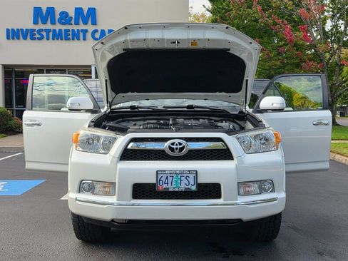Used 2012 Toyota 4Runner Limited image 29