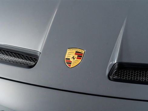 Used 2026 Porsche 911 GT3 w/ Lightweight Package In Black image 25