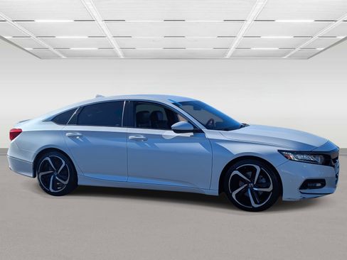 Used 2019 Honda Accord Sport image 7